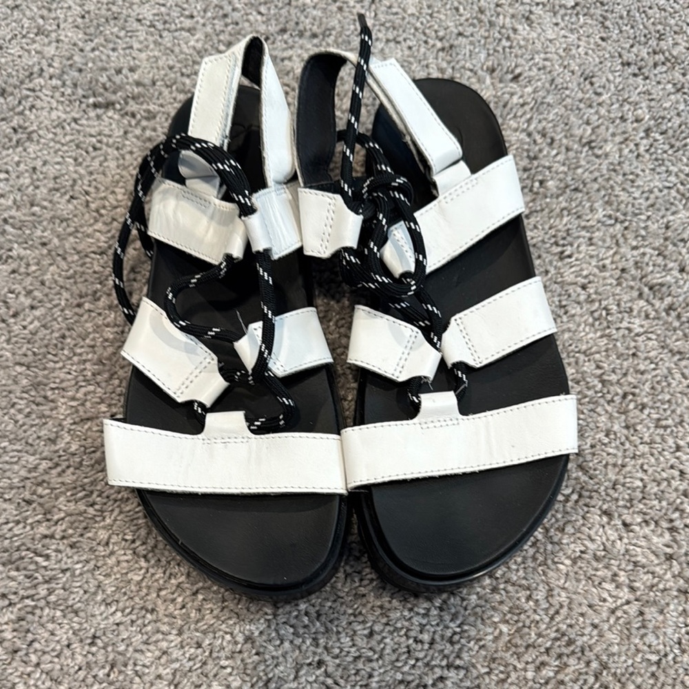 Sorel Black and White Sandals with Adjustable Straps